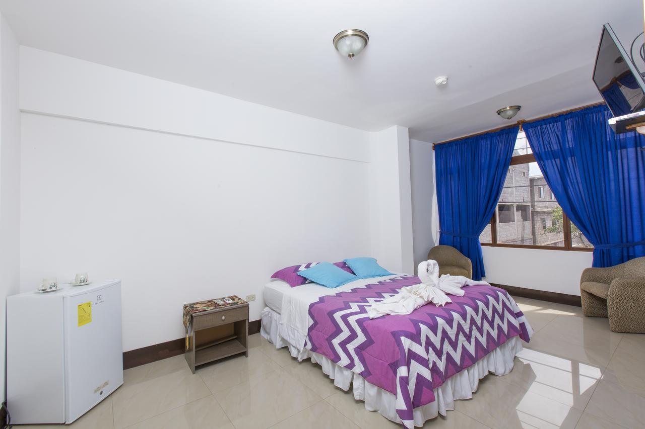 Hostal Tongo Reef Puerto Baquerizo Moreno Exteriör bild