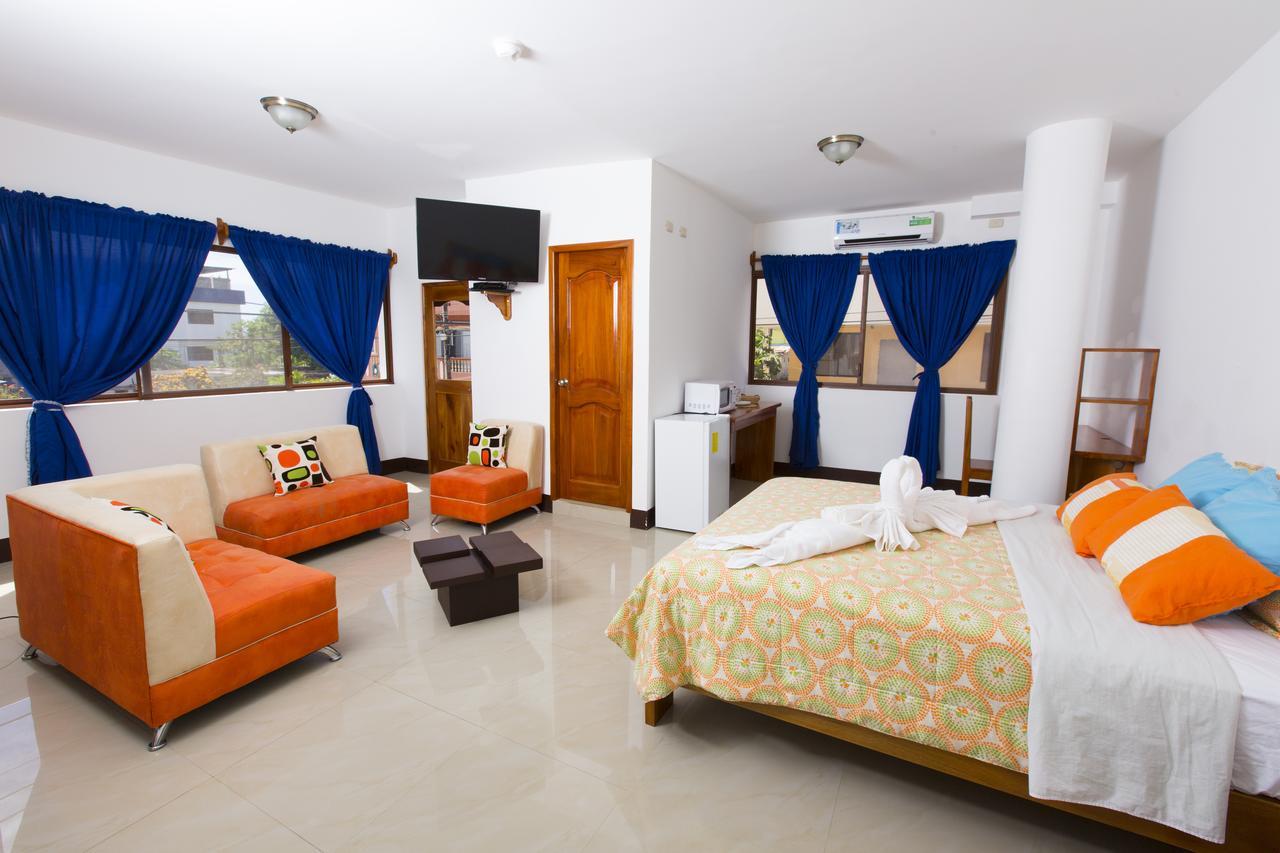 Hostal Tongo Reef Puerto Baquerizo Moreno Exteriör bild